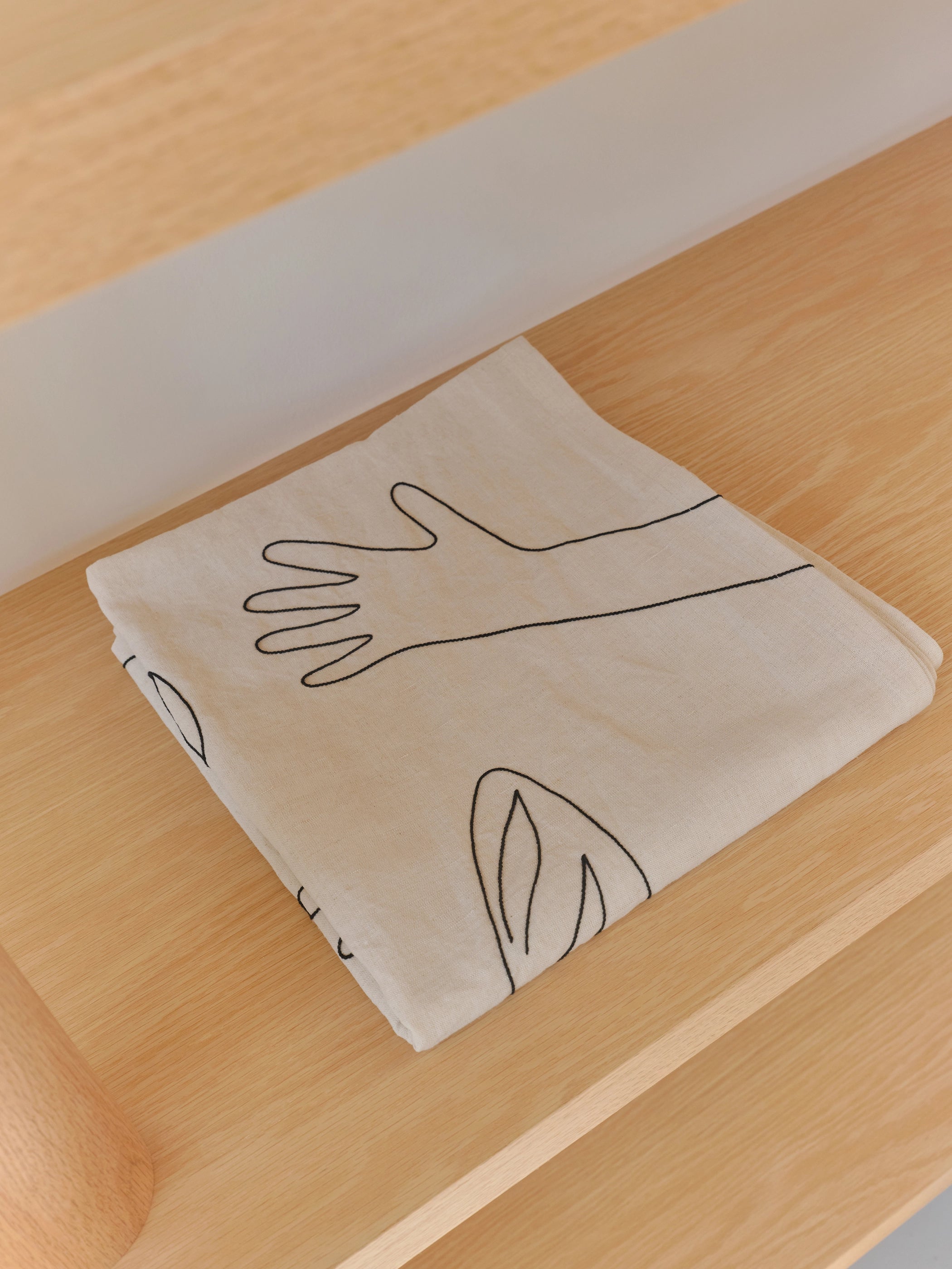 Chemin avec Mains Table Runner