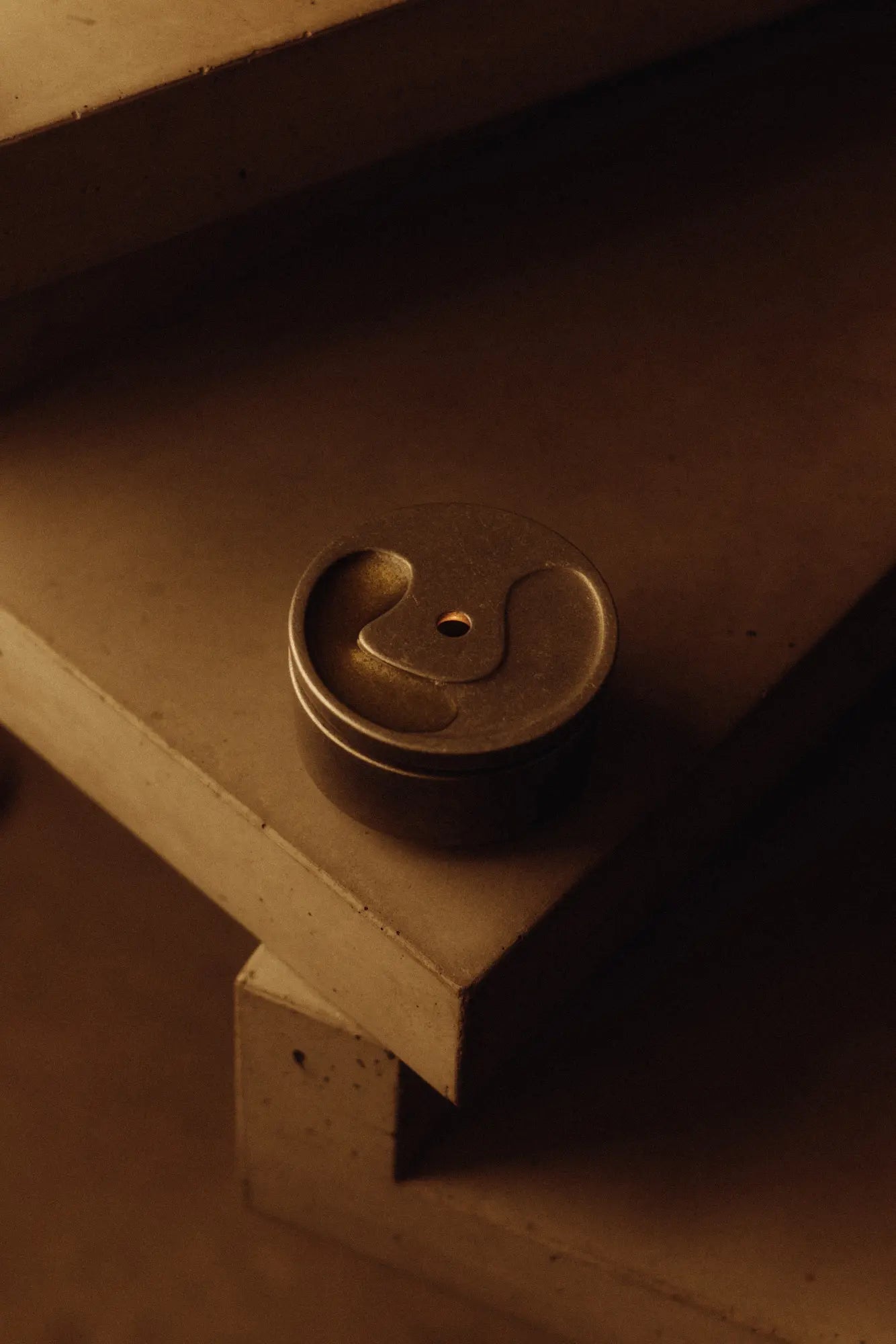 Aluminium oil burner from STUDIO HENRY WILSON.