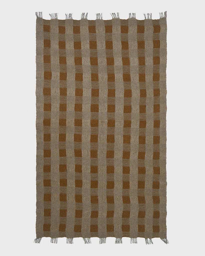 Overfelt Husk Blanket