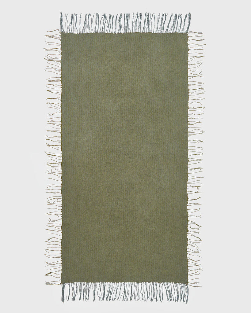 Overfelt Stone Throw