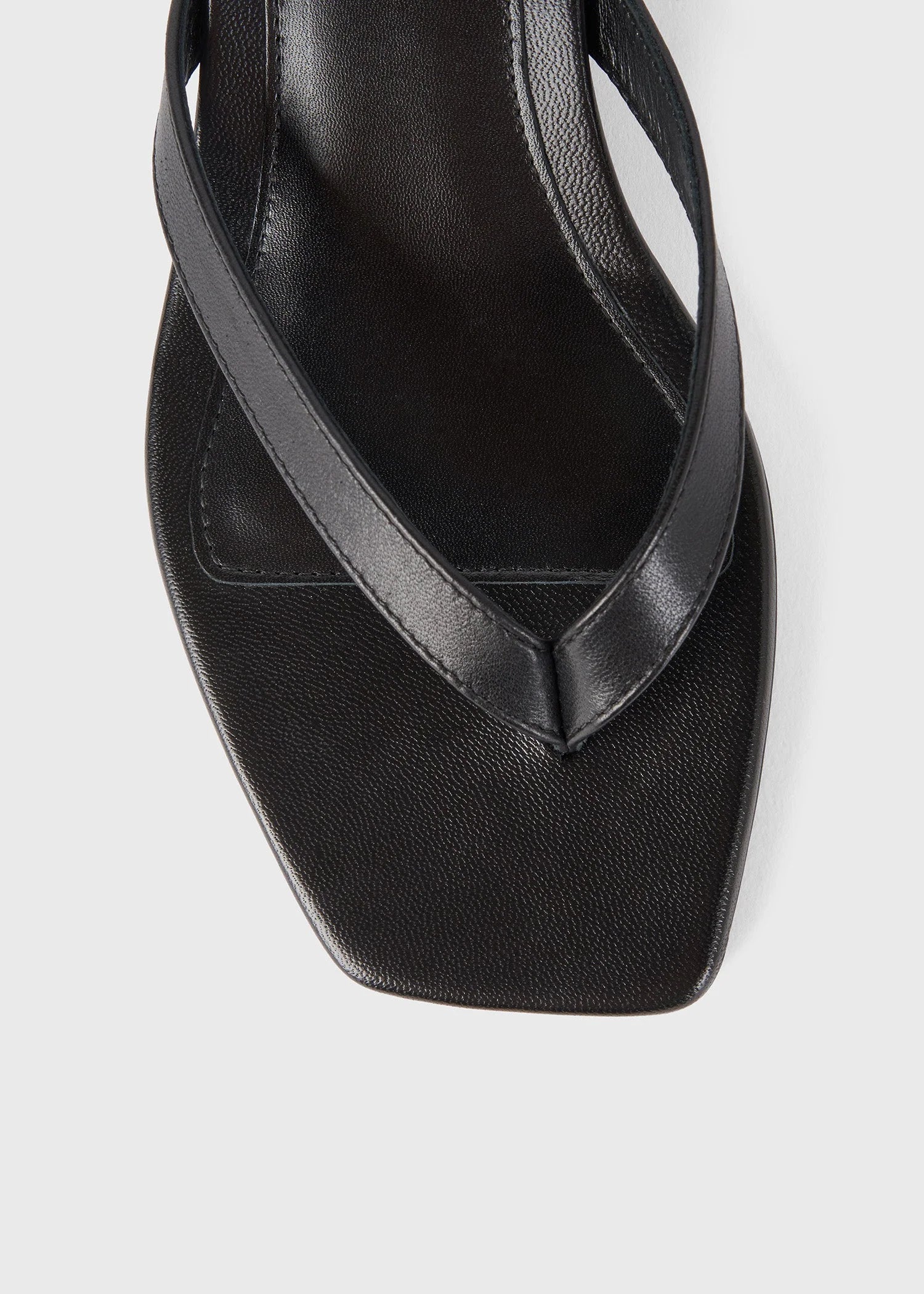 Leather Heeled Flip Flops (Black)