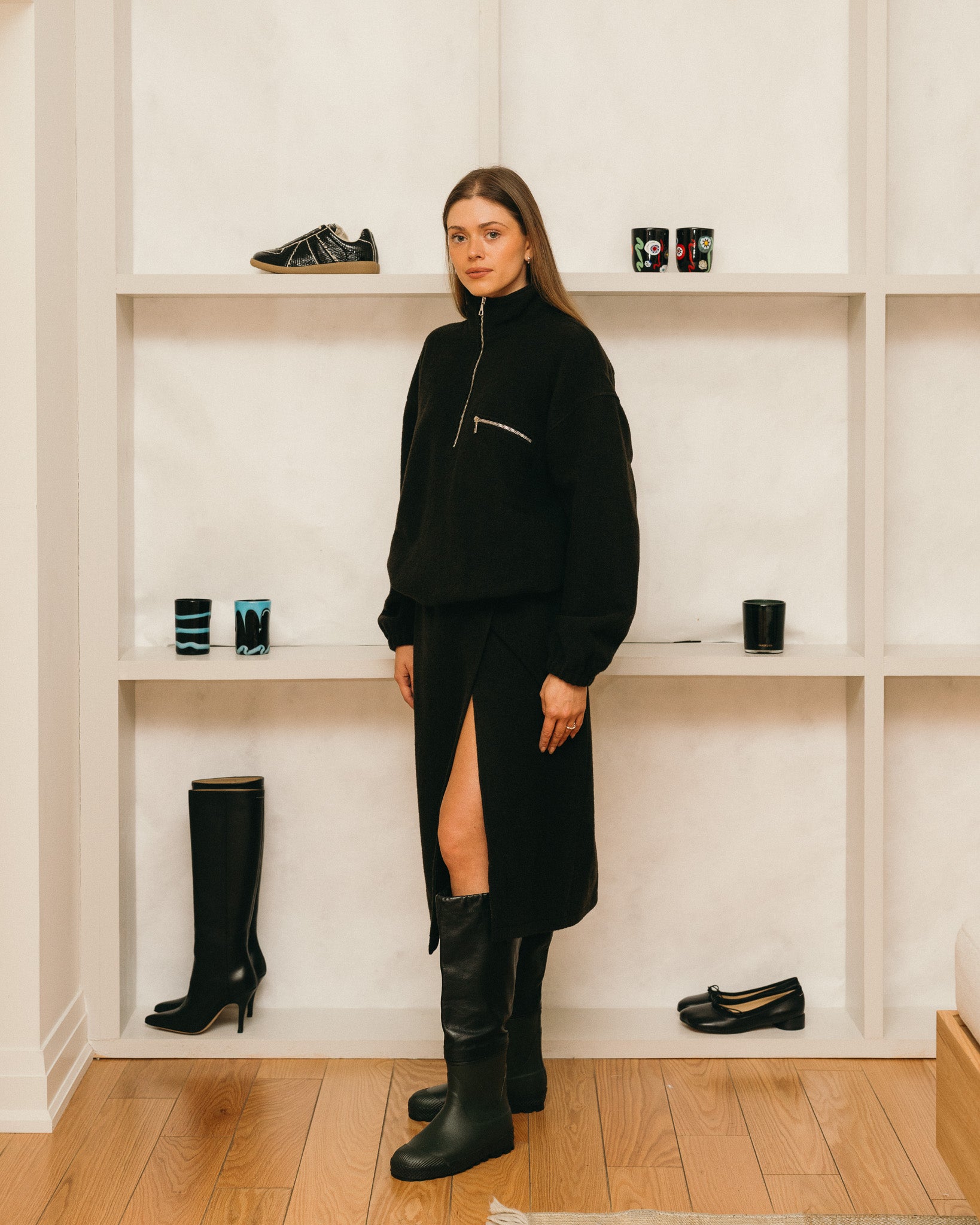 Tourbe Fleece Wrap Skirt (Black)