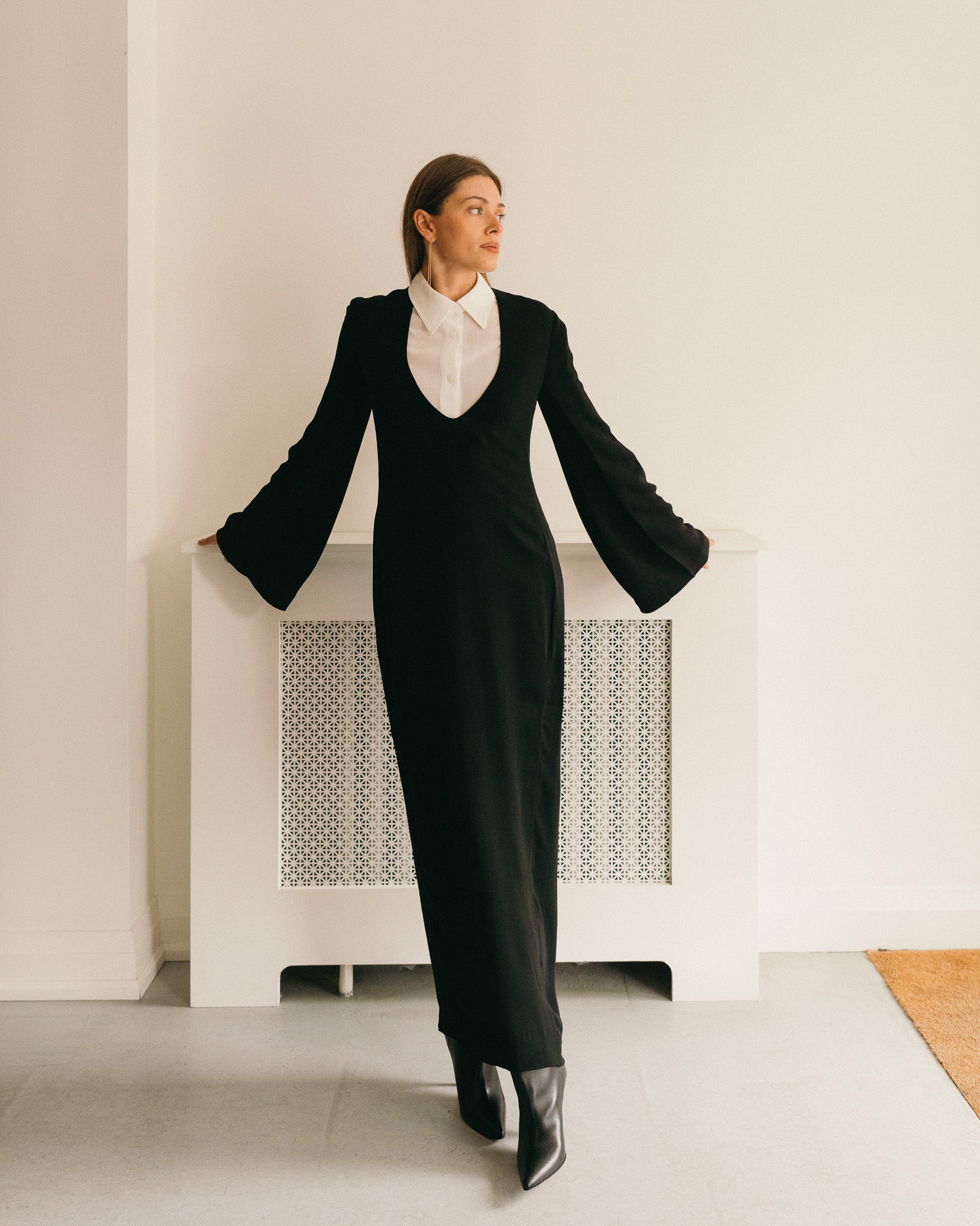 Bell-Sleeve Dress (Black)