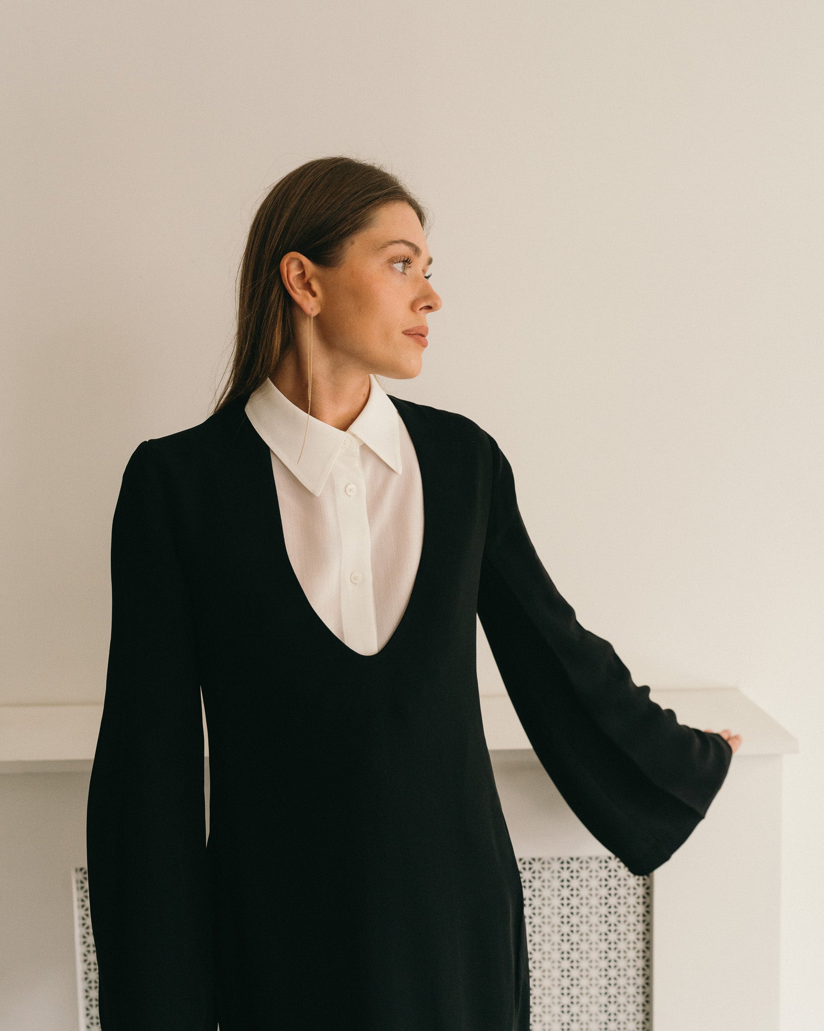 Bell-Sleeve Dress (Black)